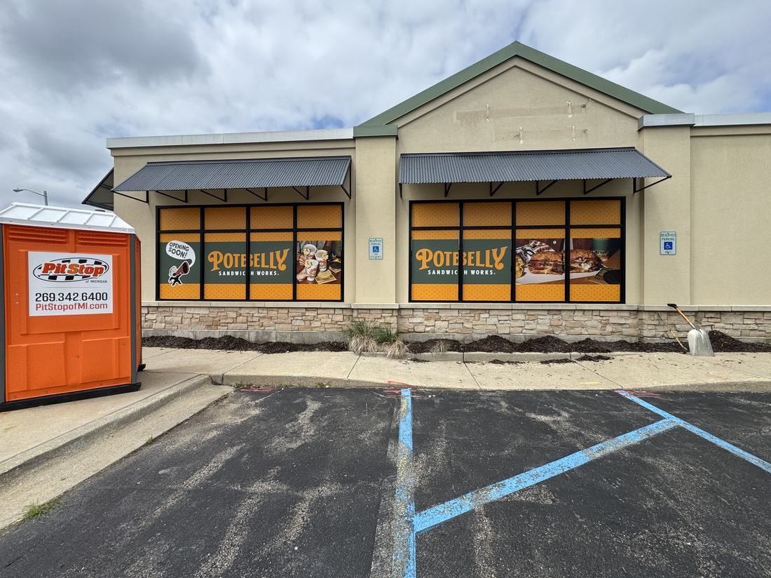 Potbelly Sandwich Works storefront window graphics installed by Good Graphics Co.